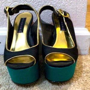 Steve Madden chunky wedge in orange green and black! Sooo cute and versatile.